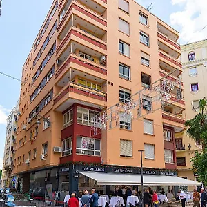 https://the-mirrors-studio-citycenter.hotelsinnerja.org